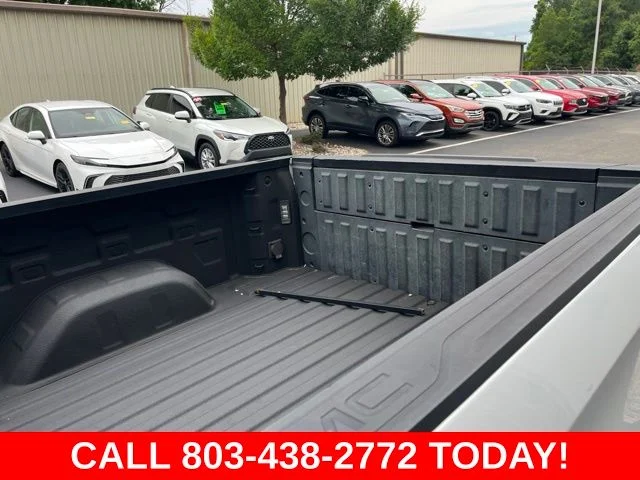 Used 2021 White GMC SLT image 35