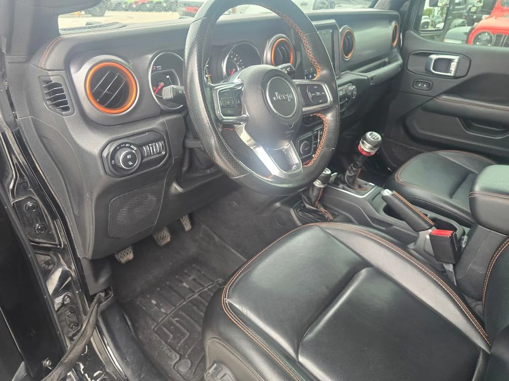Used 2021 Black Jeep Mojave image 21