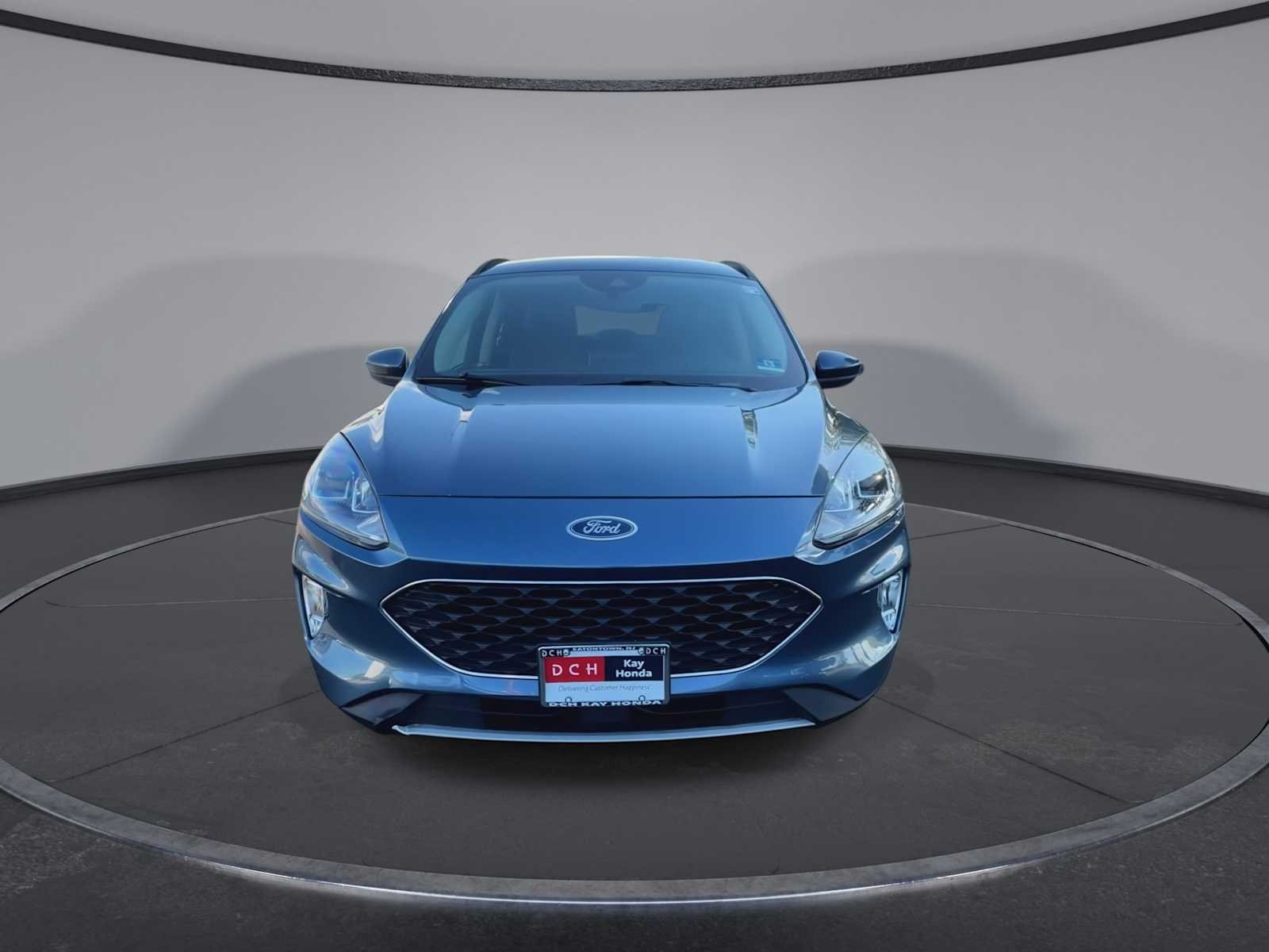 Used 2020 Blue Metallic Ford SEL image 3