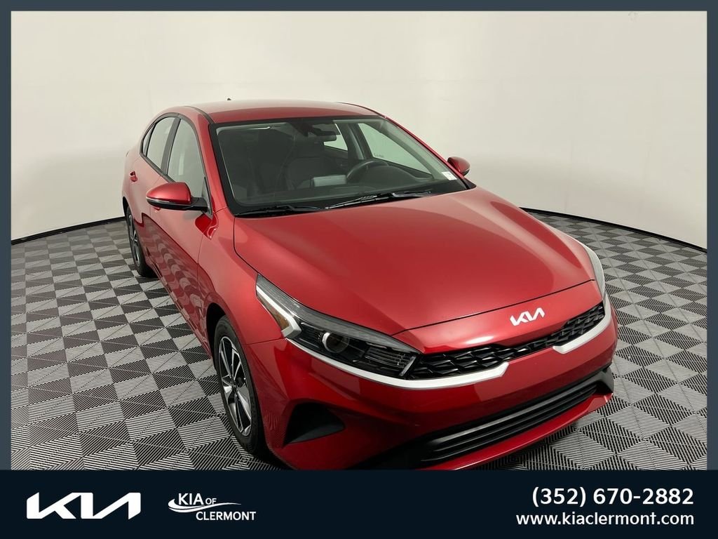 2024 Kia Forte LXS AT's photo