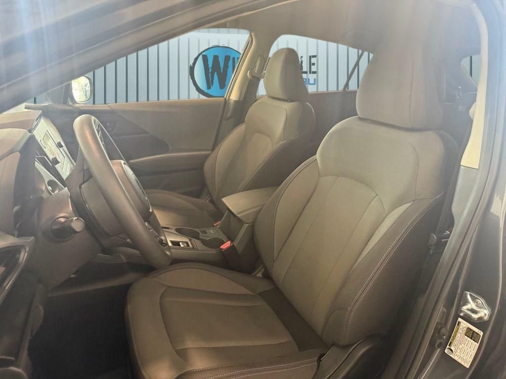 Used 2025 Gray Subaru Base image 21