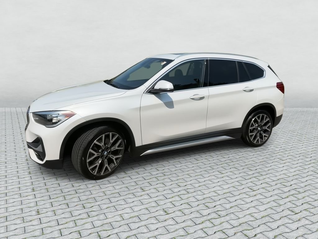 Used 2021 White BMW xDrive28i image 5