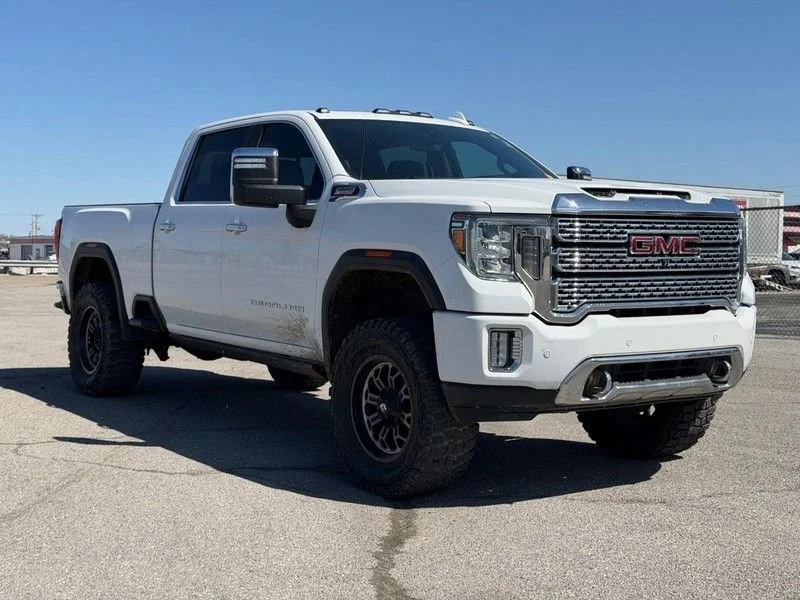 2020 GMC Sierra 4WD Crew Cab Standard Box Denali's photo