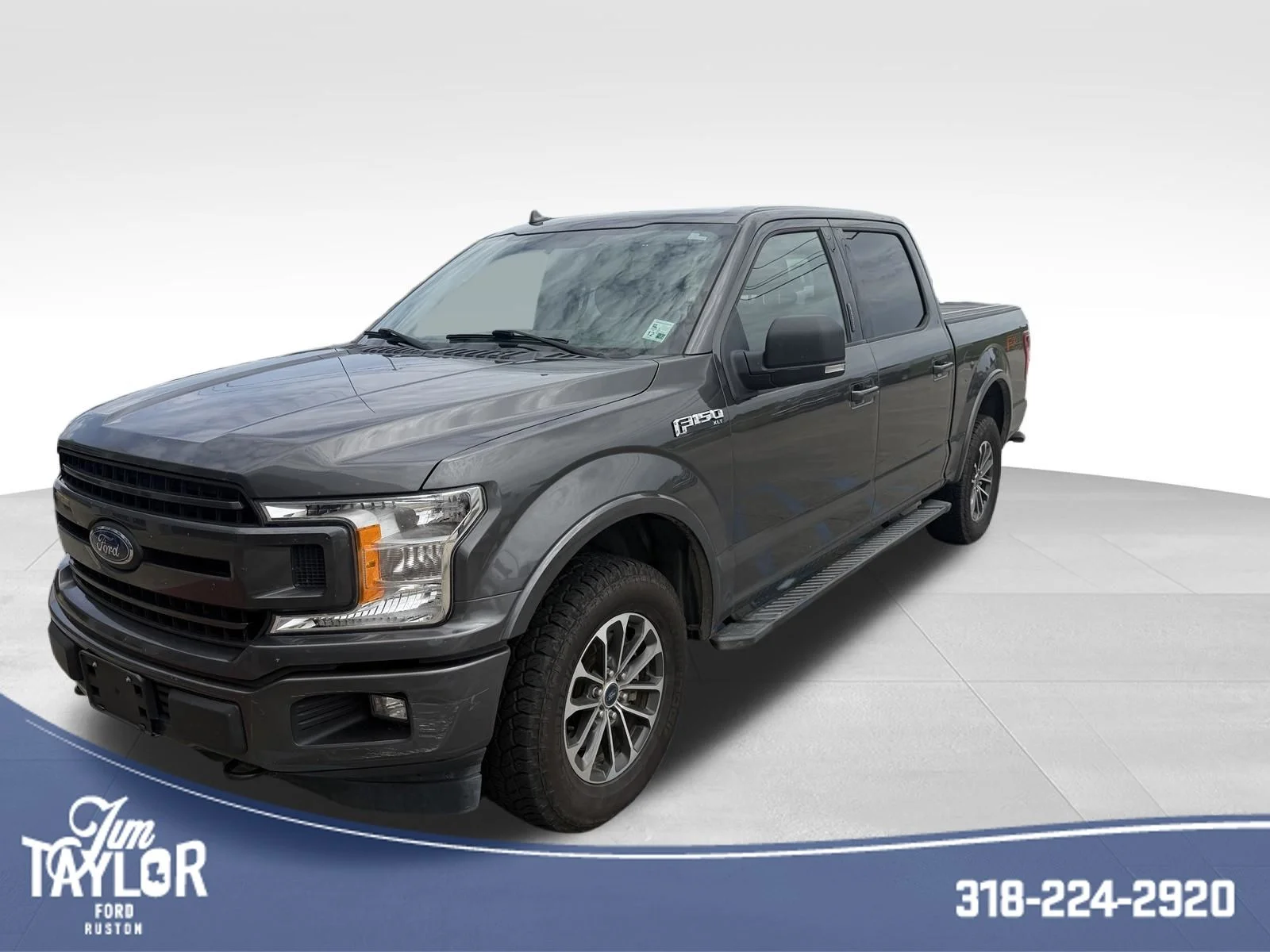 Used 2018 Gray Ford XLT image 1