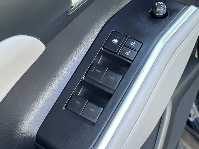 Used 2021 Black Toyota XLE image 29