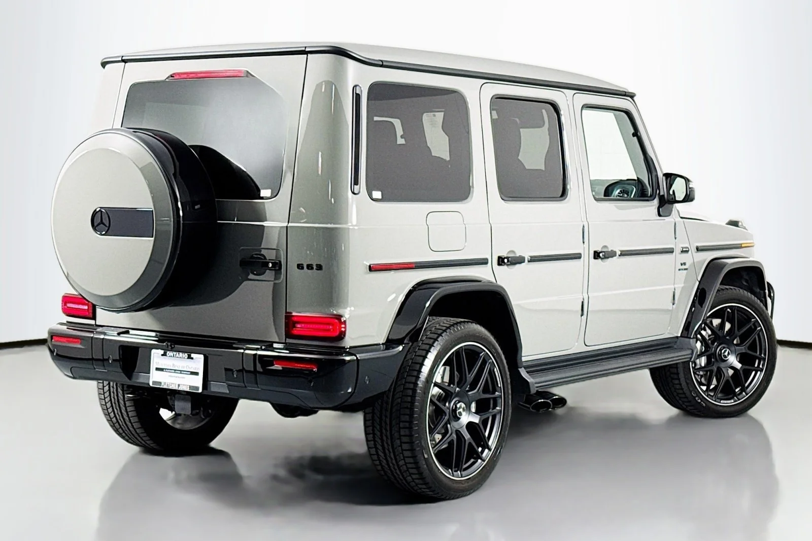 Certified Used 2026 MANUFAKTUR Arabian Grey Mercedes-Benz AMG® G 63 image 12