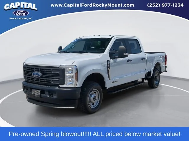 Used 2024 White Ford XL image 1