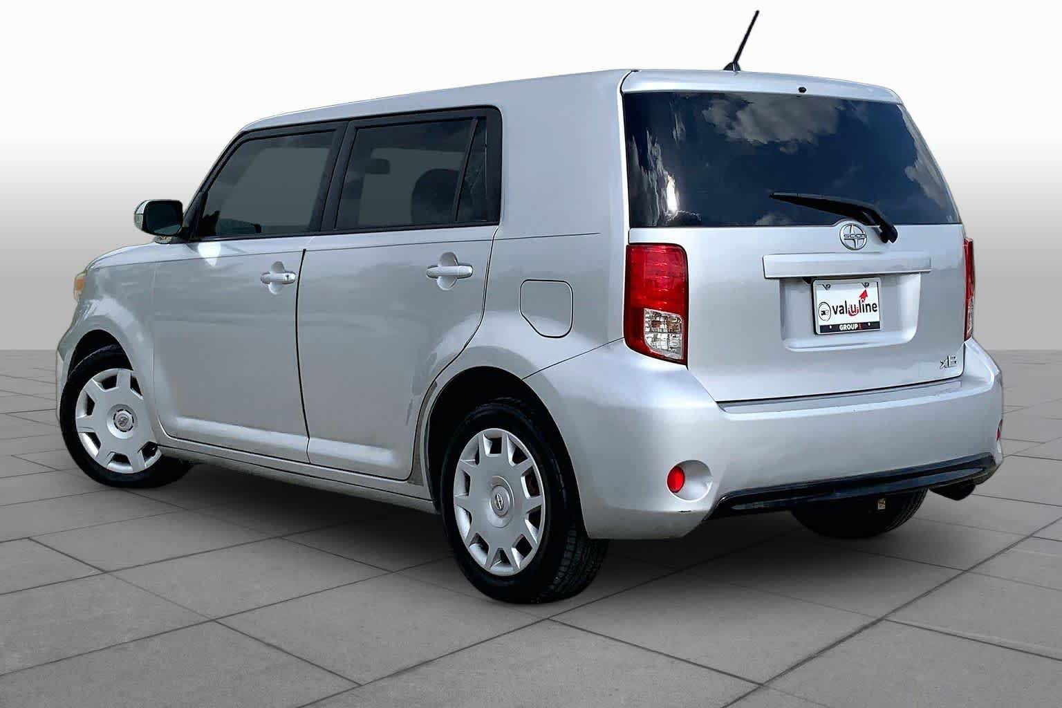 Used 2014 Classic Silver Metallic Scion  image 12