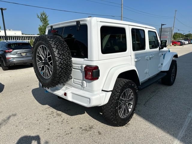 Used 2022 White Jeep Unlimited Sahara 4xe image 7