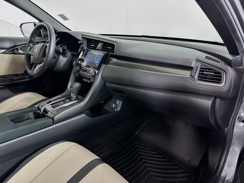 2019 Honda Civic Hatchback EX - Photo 29