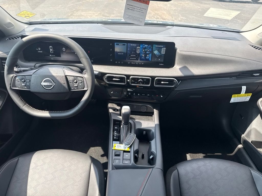 New 2026 Atlantic Gray Metallic / Super Black Two-tone Nissan SR image 16