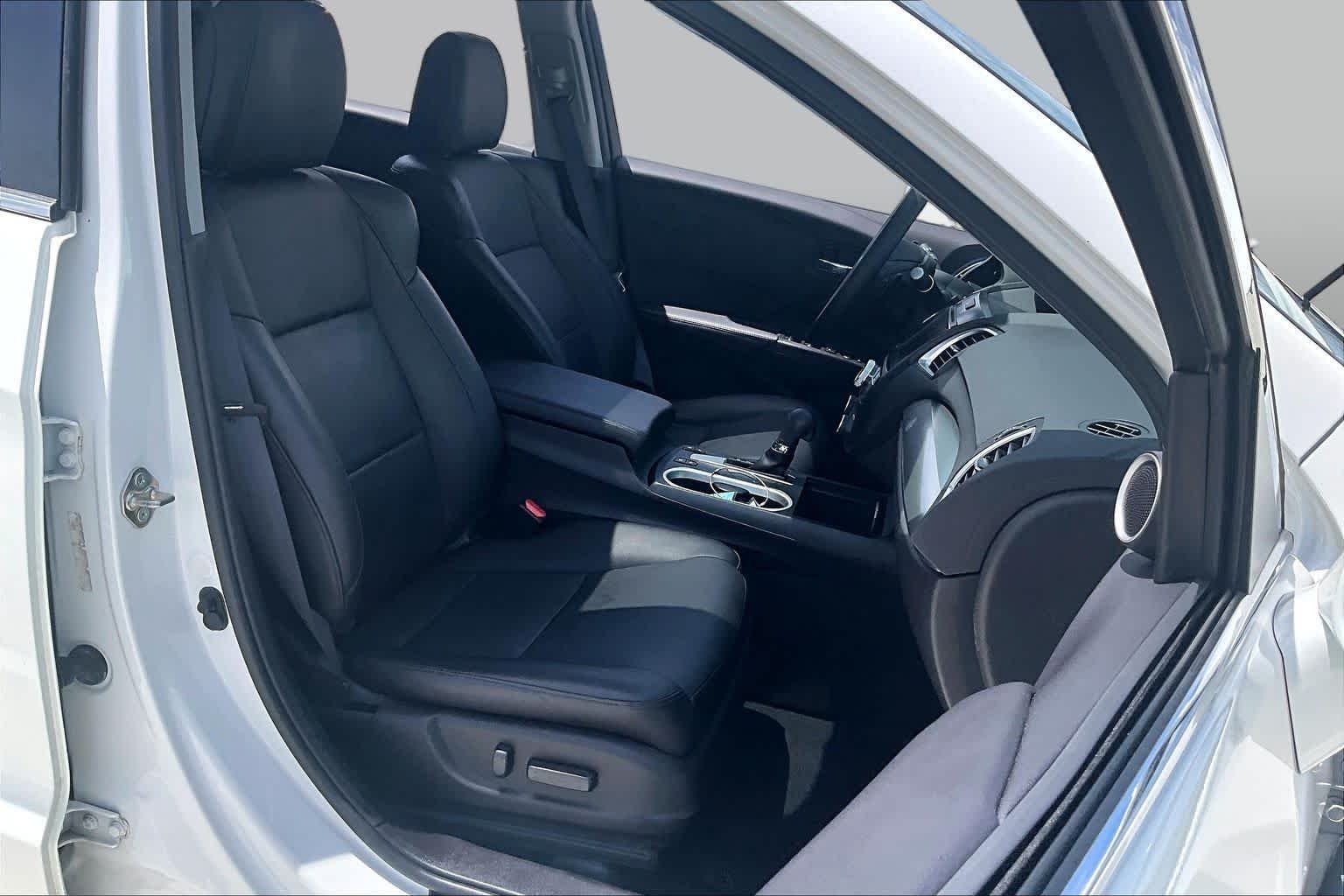 Used 2018 White Diamond Pearl Acura w/Advance Pkg image 8