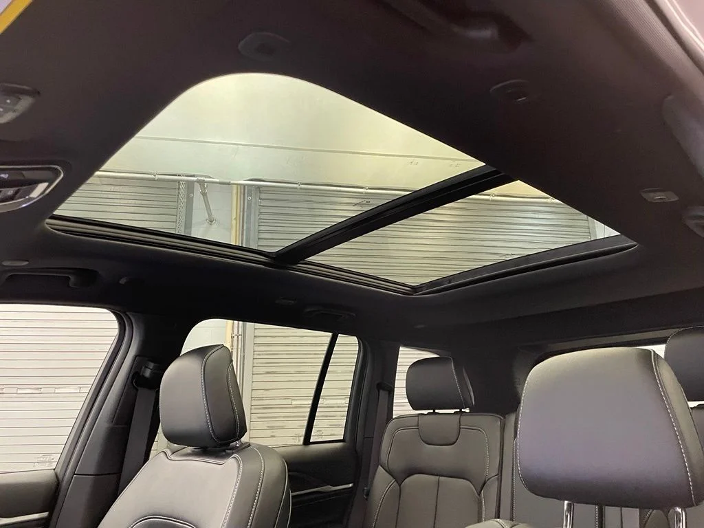 New 2026 Gray Jeep Limited Reserve image 15