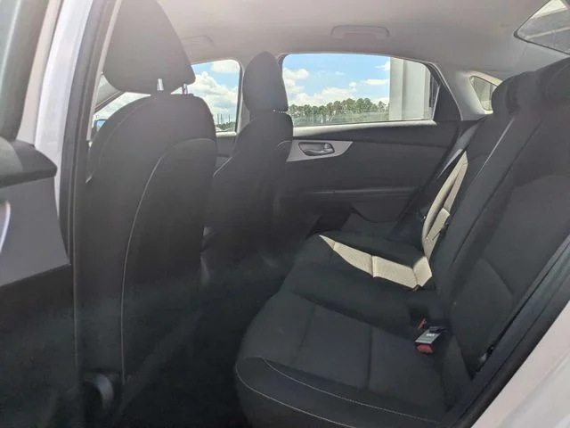 Used 2024 White Kia LXS image 12