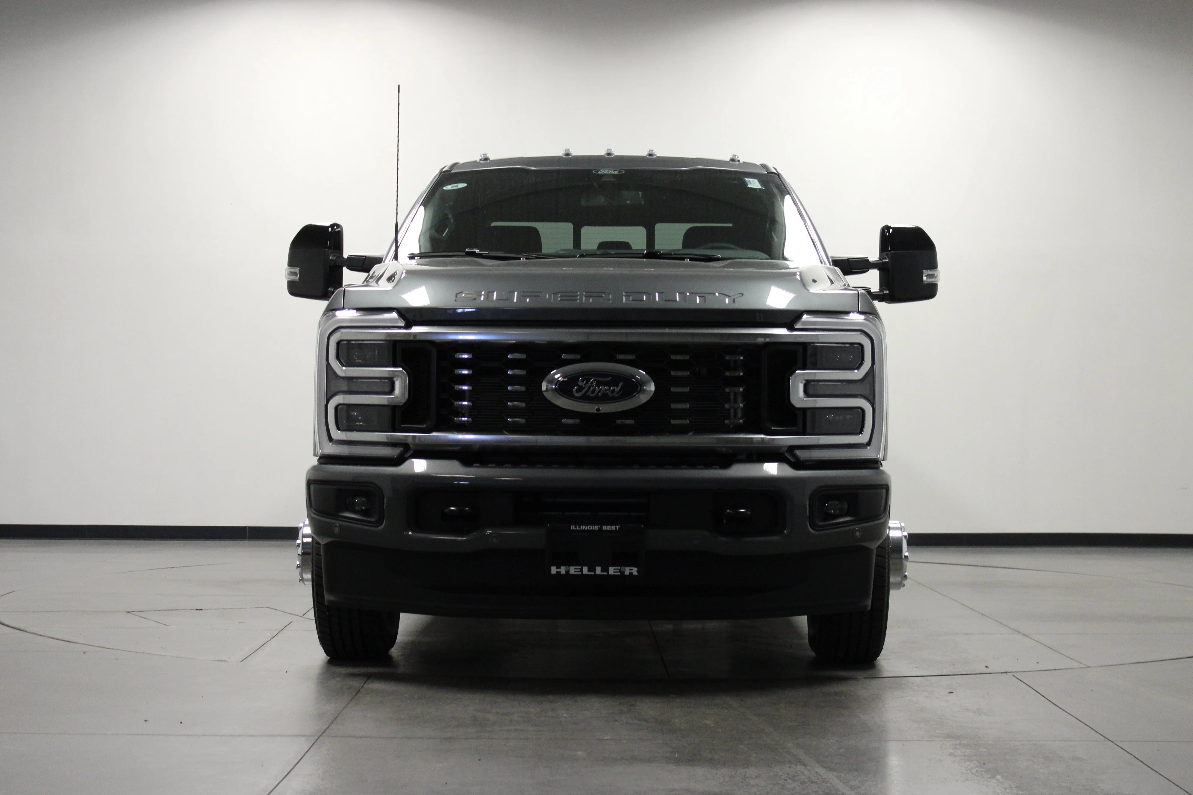 New 2026 Carbonized Gray Metallic Ford F-350® Platinum® image 9