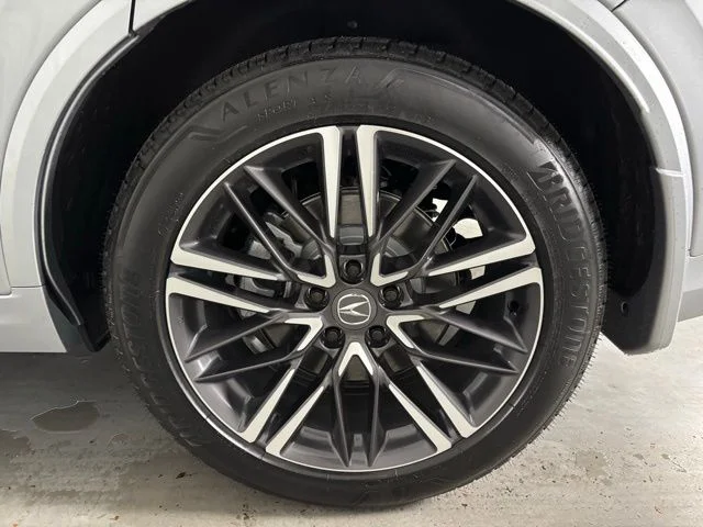 New 2026 Solar Silver Metallic Acura Advance Package image 9
