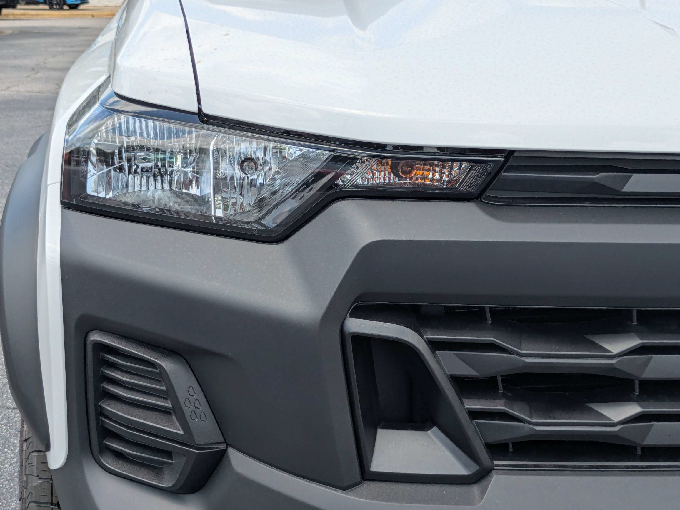 2026 Chevrolet Colorado Trail Boss - Photo 10