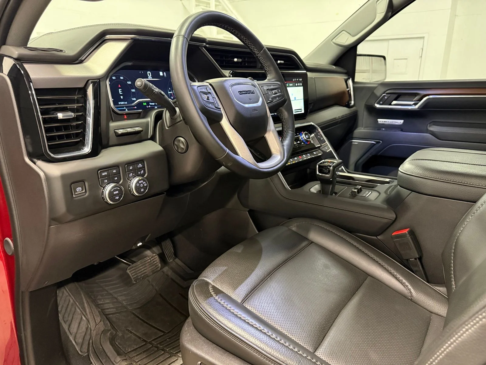 Used 2024 Red GMC Denali image 18