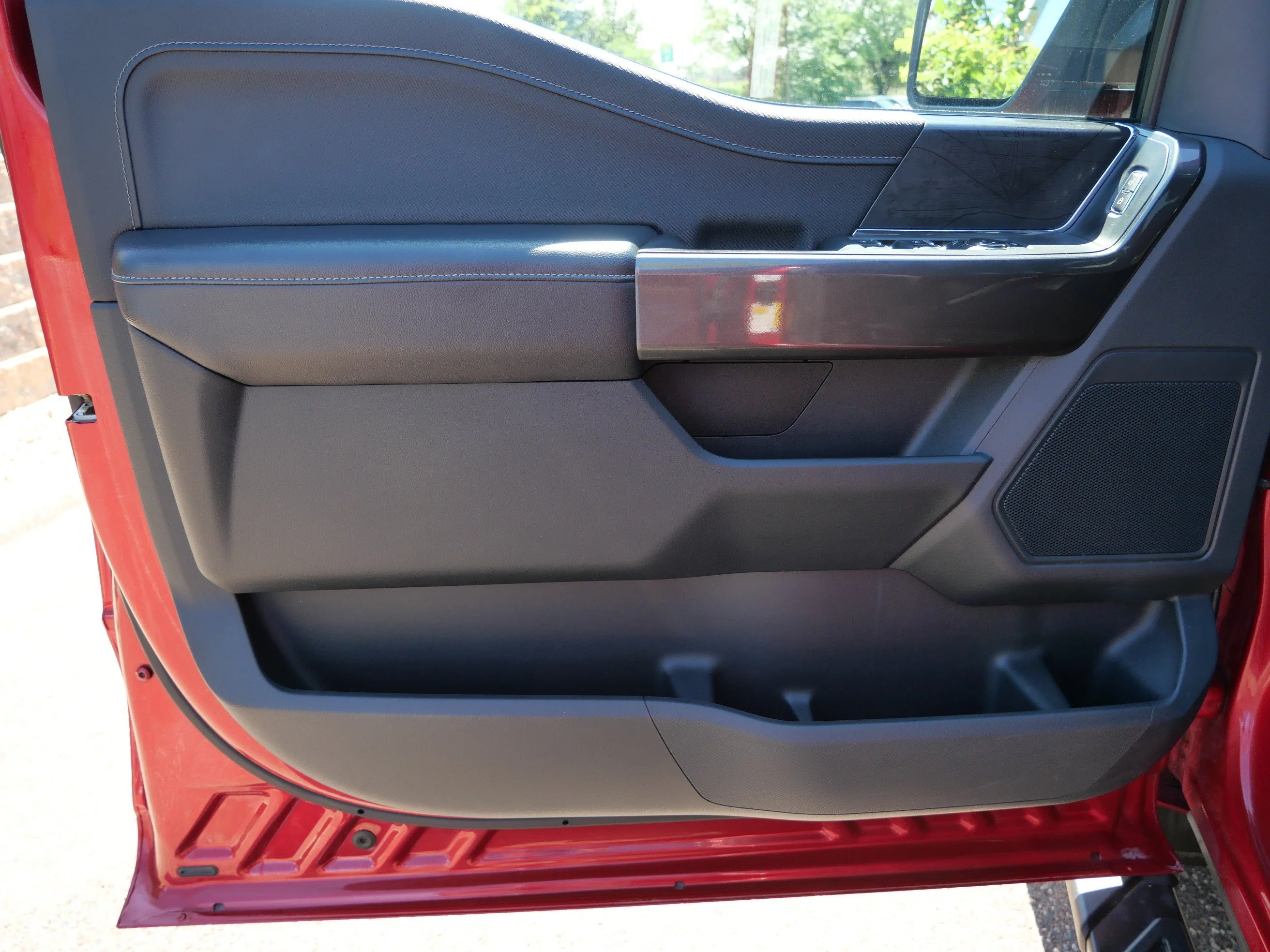 Used 2021 Rapid Red Metallic Tinted Clearcoat Ford XLT image 11