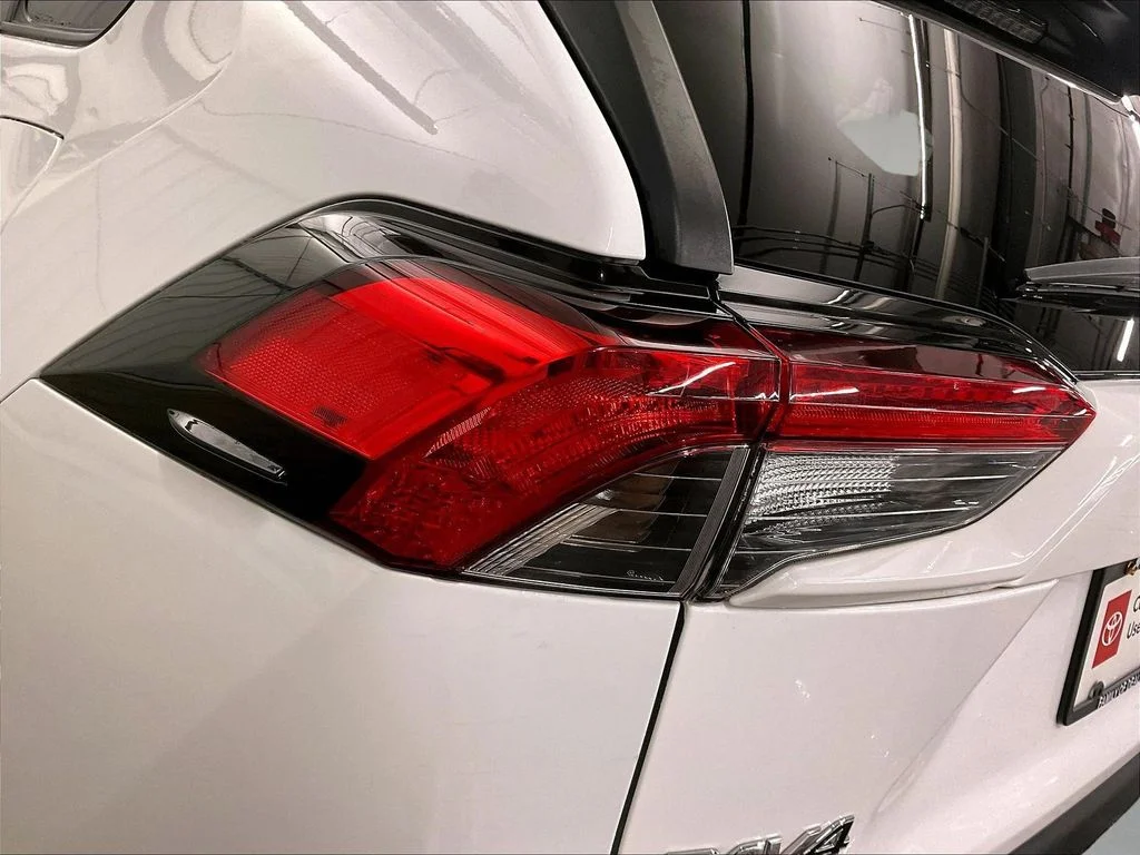 Certified Used 2021 White Toyota LE image 34