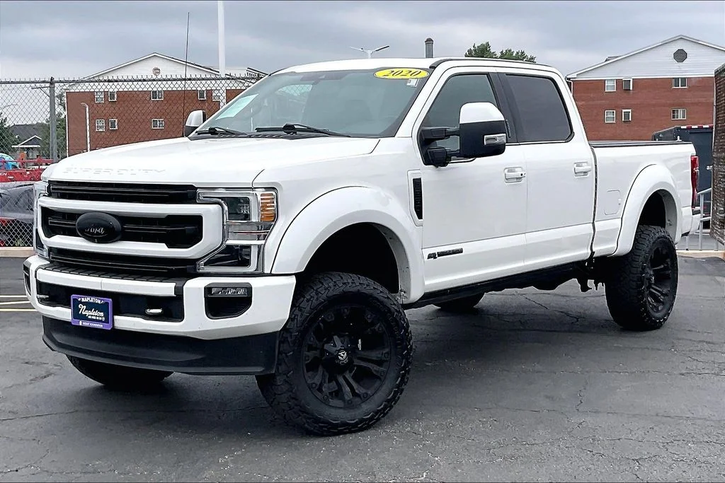 Used 2020 White Ford Platinum image 11