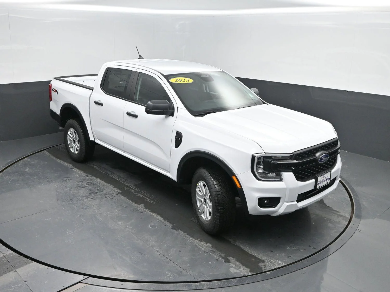 New 2025 Oxford White Ford XL image 34