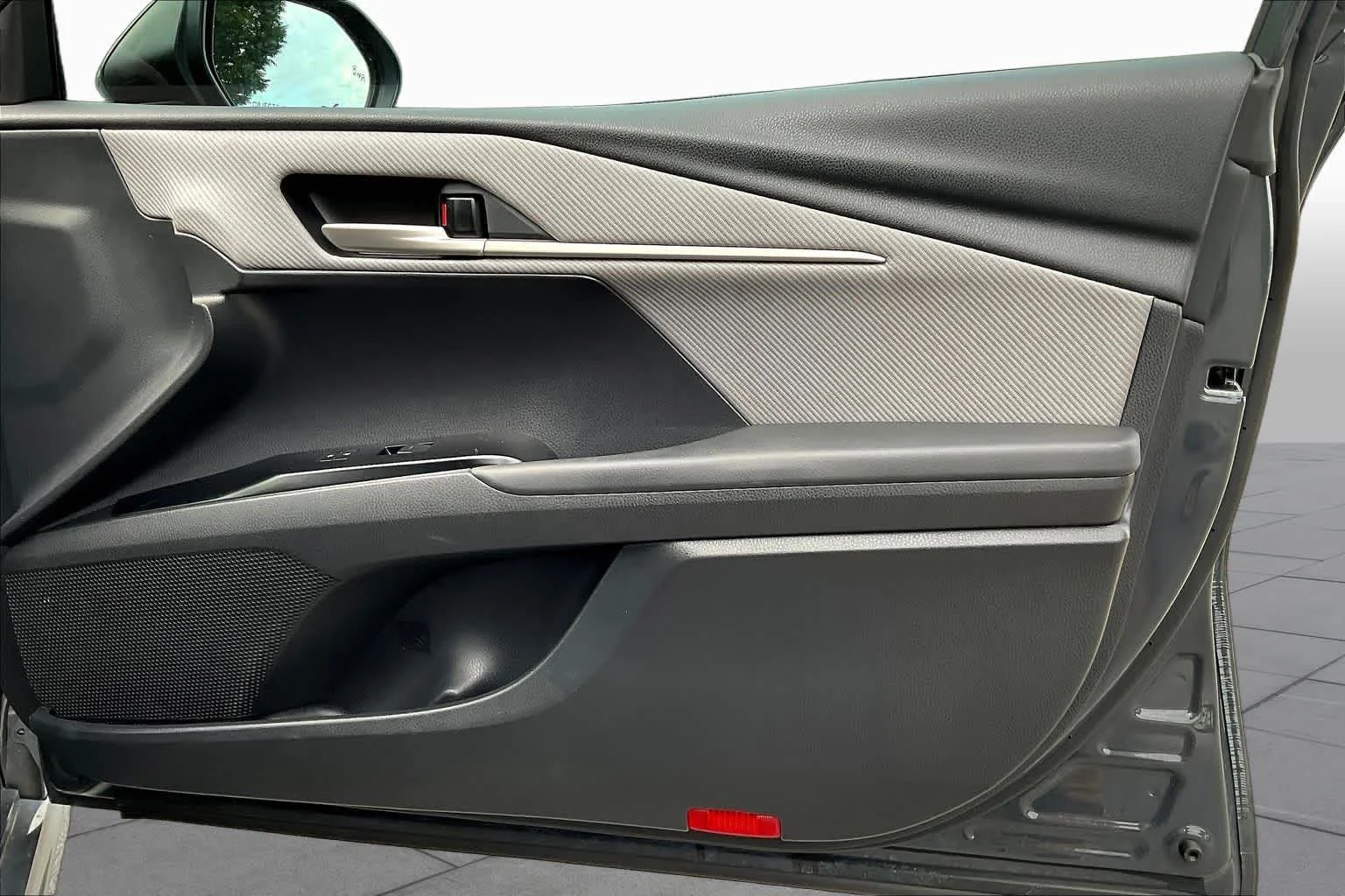 Used 2025 Underground Toyota SE image 22