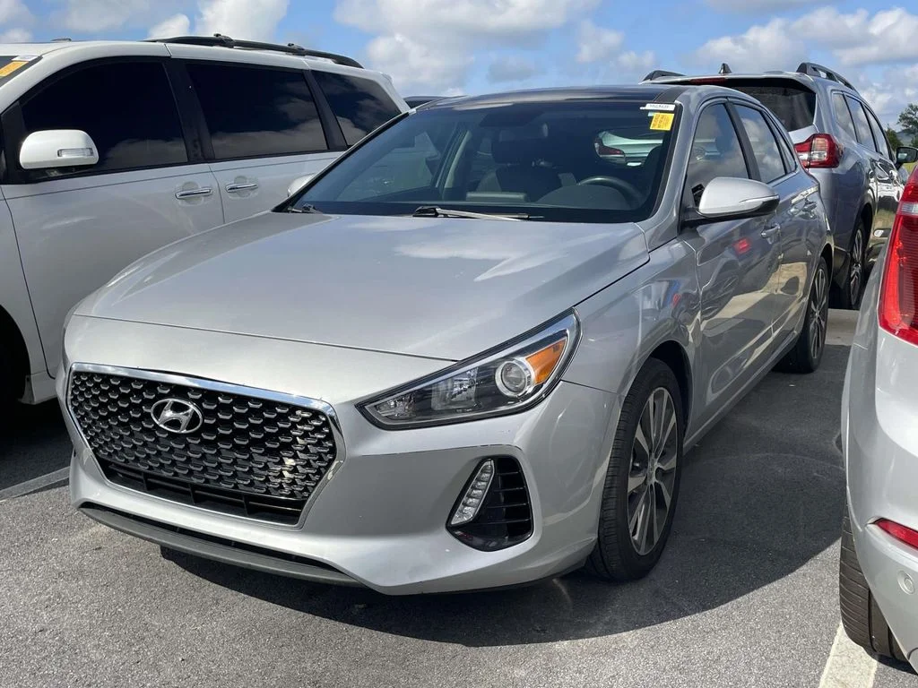 Used 2020 Stellar Silver Hyundai Base image 2