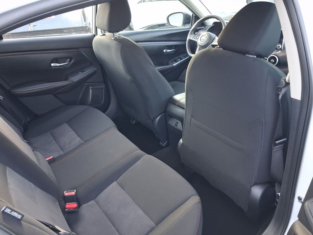 Used 2025 White Nissan SR image 18
