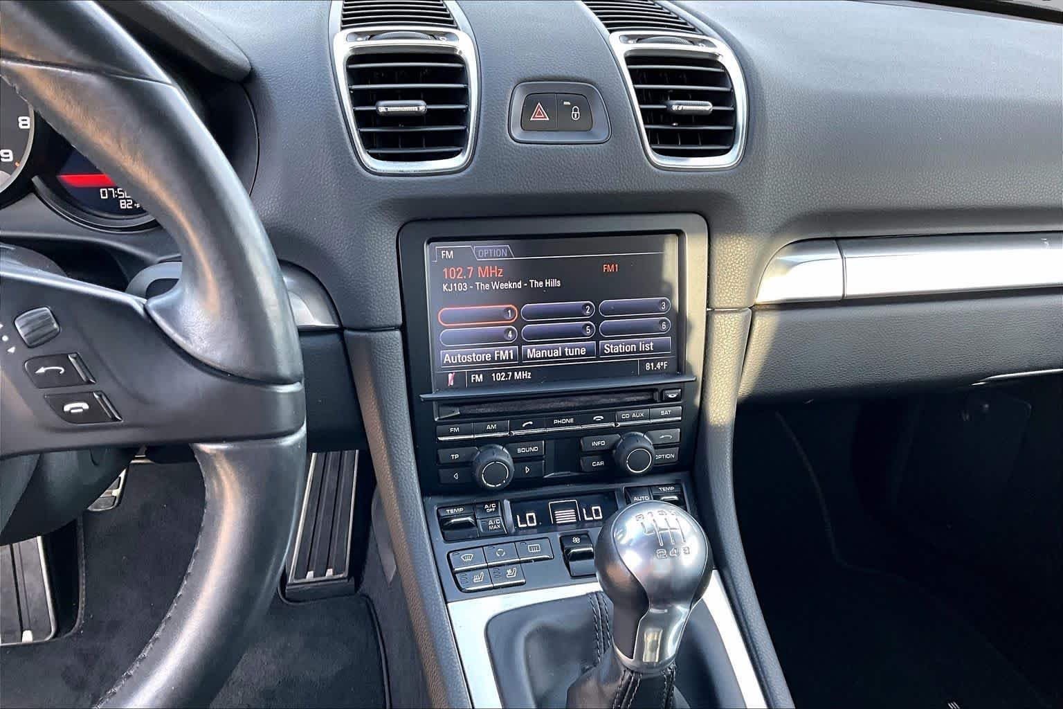 Used 2013 Platinum Silver Metallic Porsche  image 6