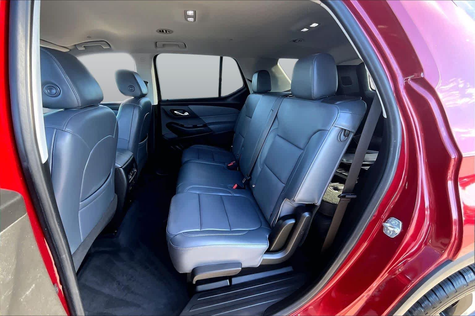 Used 2020 Cajun Red Tintcoat Chevrolet LT Leather image 18