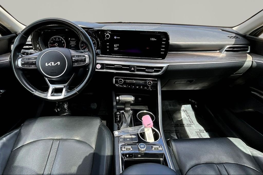 Used 2022 Gray Kia EX image 7