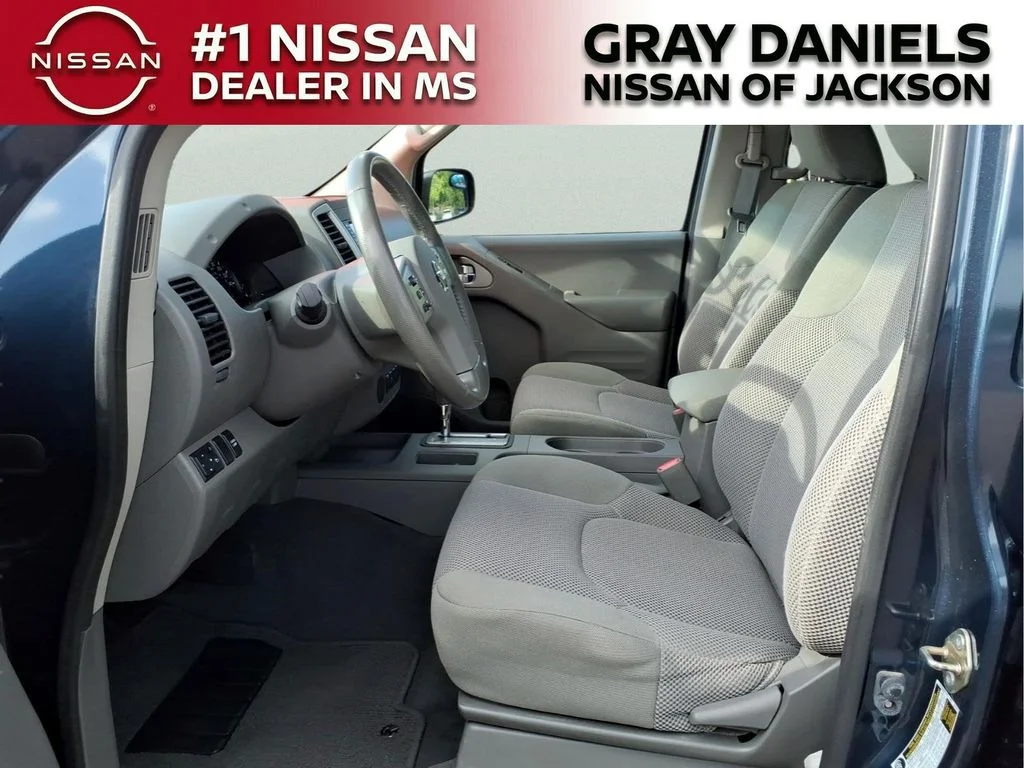 Used 2019 Blue Nissan SV image 22