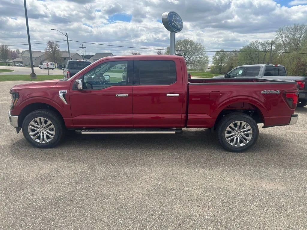 New 2026 Ruby Red Metallic Tinted Clearcoat Ford XLT image 4