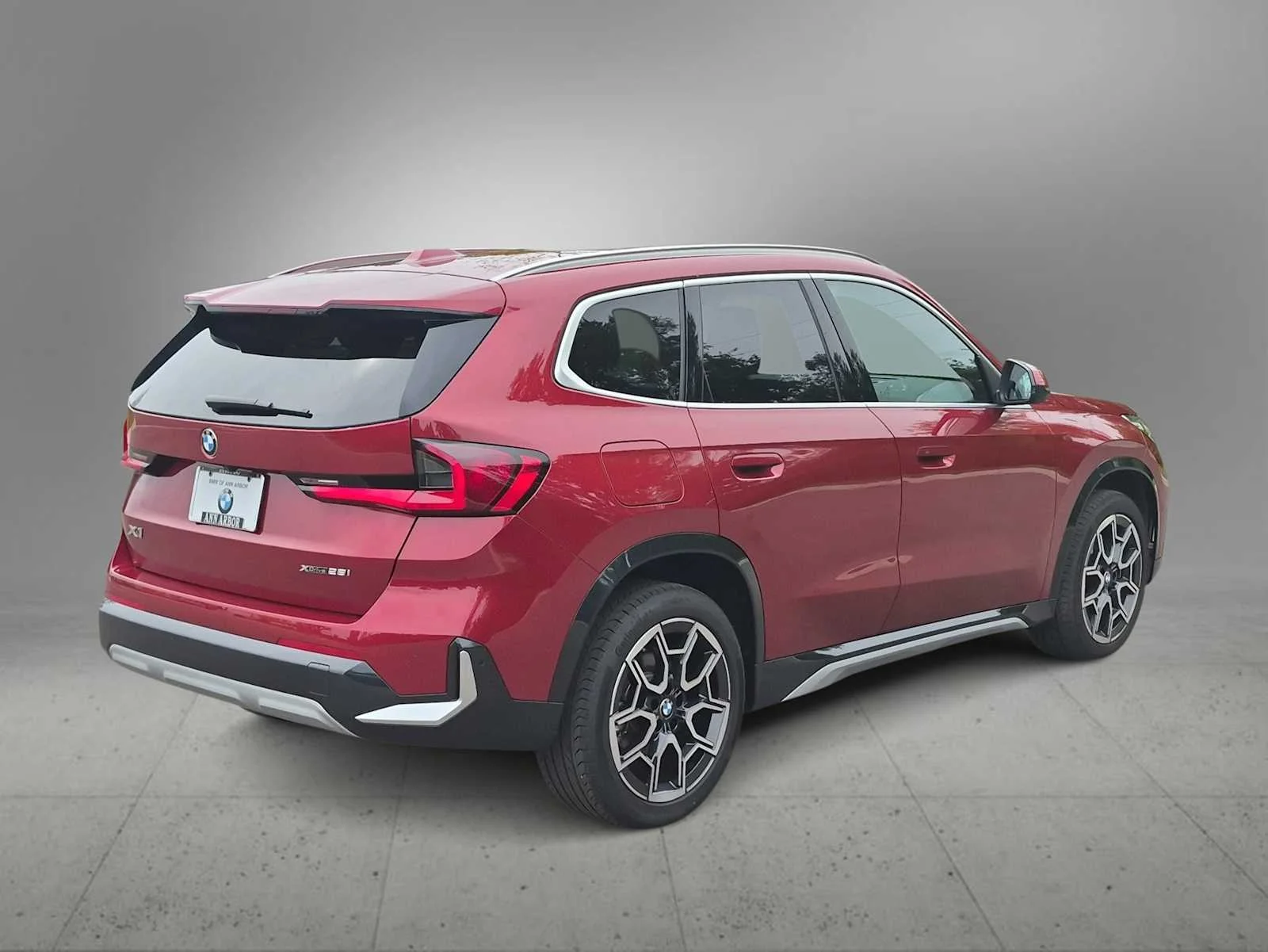 Certified Used 2026 Vegas Red Metallic BMW xDrive28i image 8