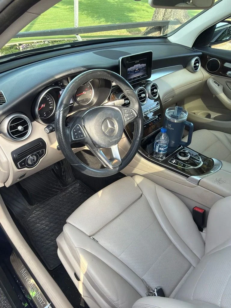 Used 2018 Lunar Blue Metallic Mercedes-Benz GLC 300 image 3