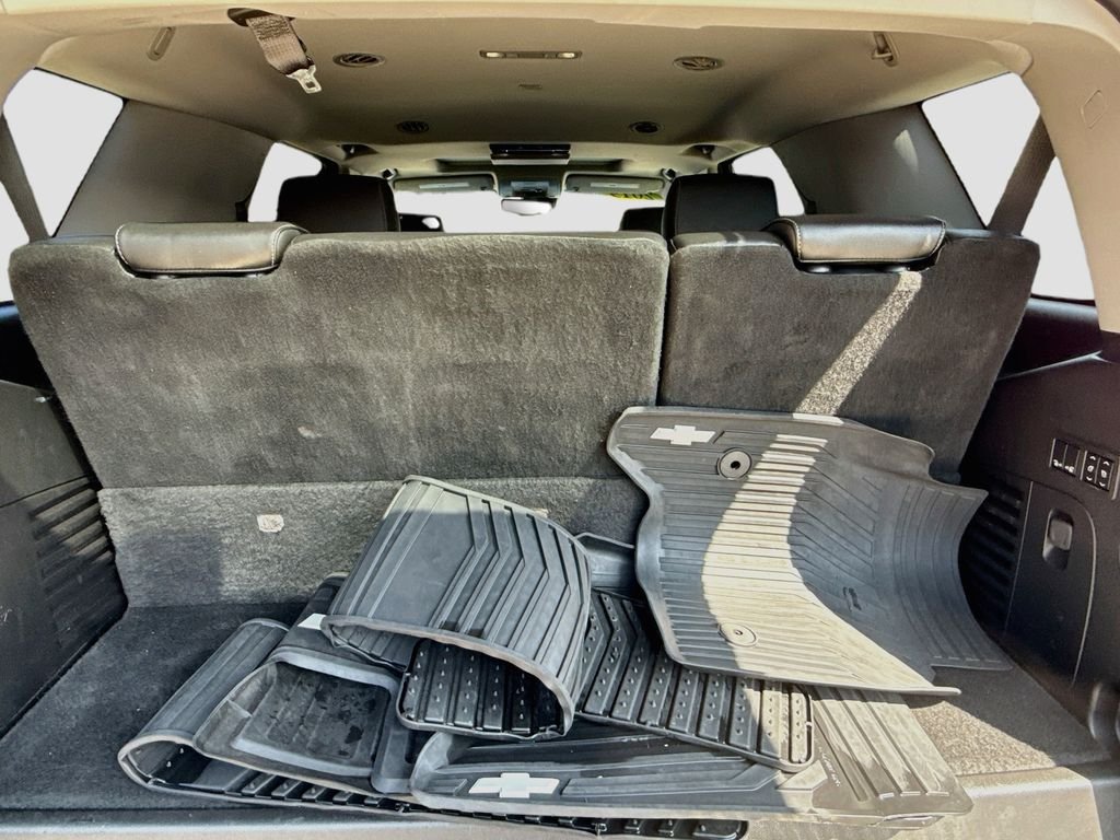 Used 2019 Black Chevrolet Premier image 29