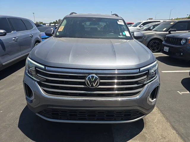 2024 Volkswagen Atlas 2.0T SE