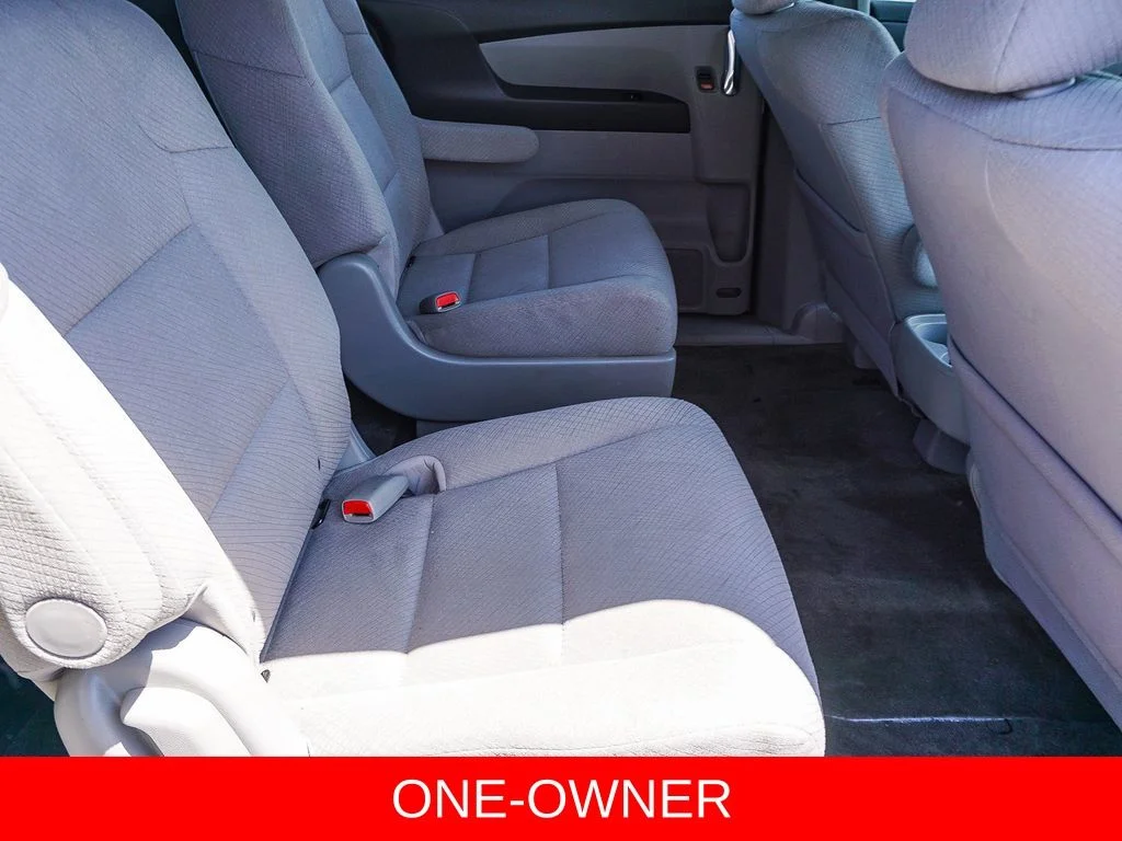 Used 2015  Honda EX image 13