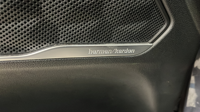 Used 2022 Lagoon Blue Hyundai Limited image 38
