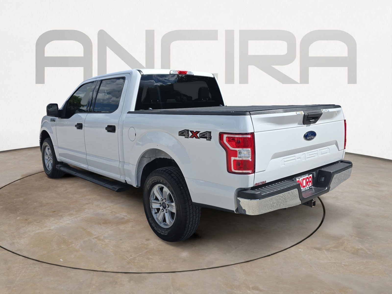 Used 2019 Oxford White Ford XLT image 8