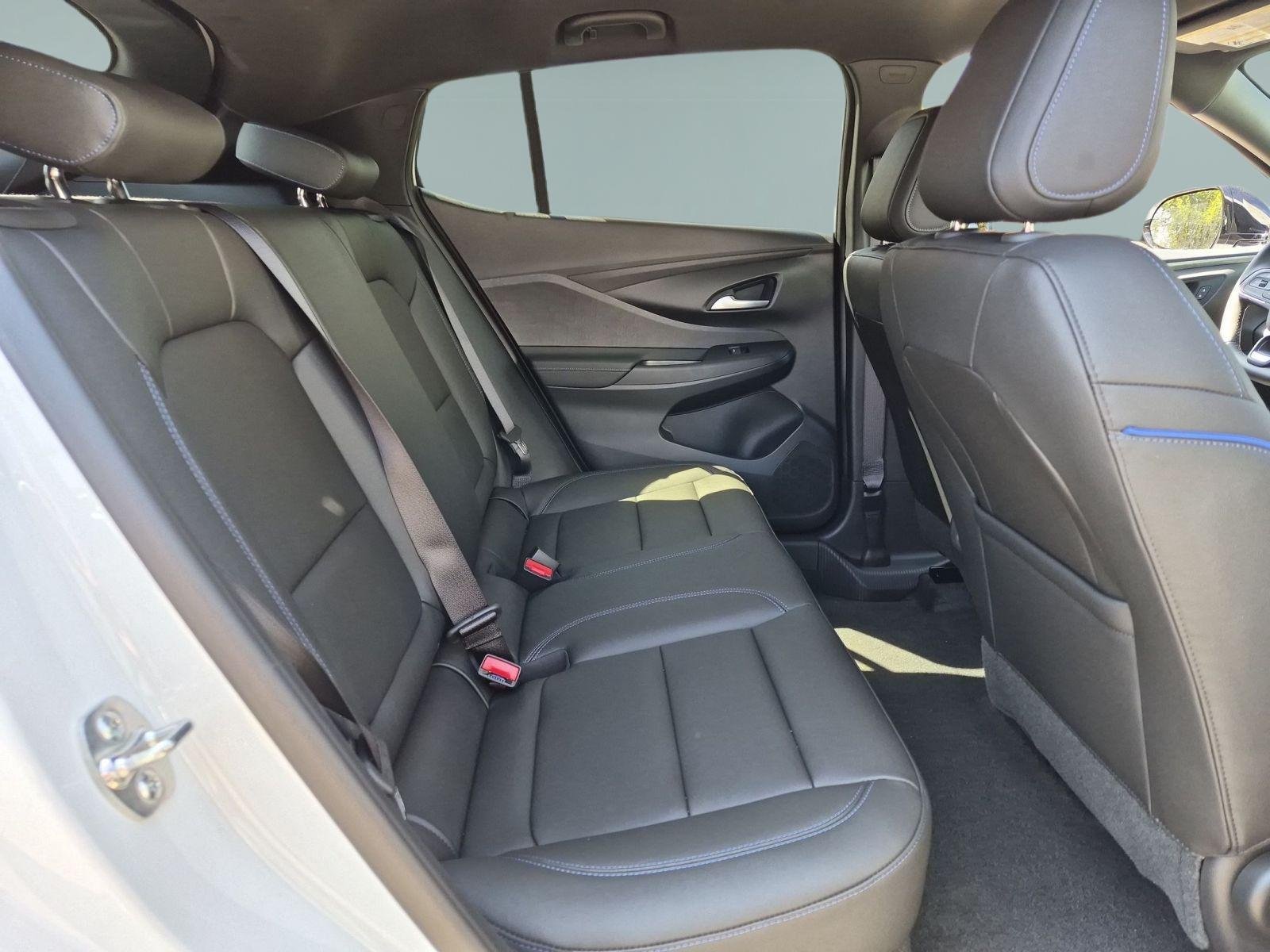 2026 Buick Envista Sport Touring - Photo 26