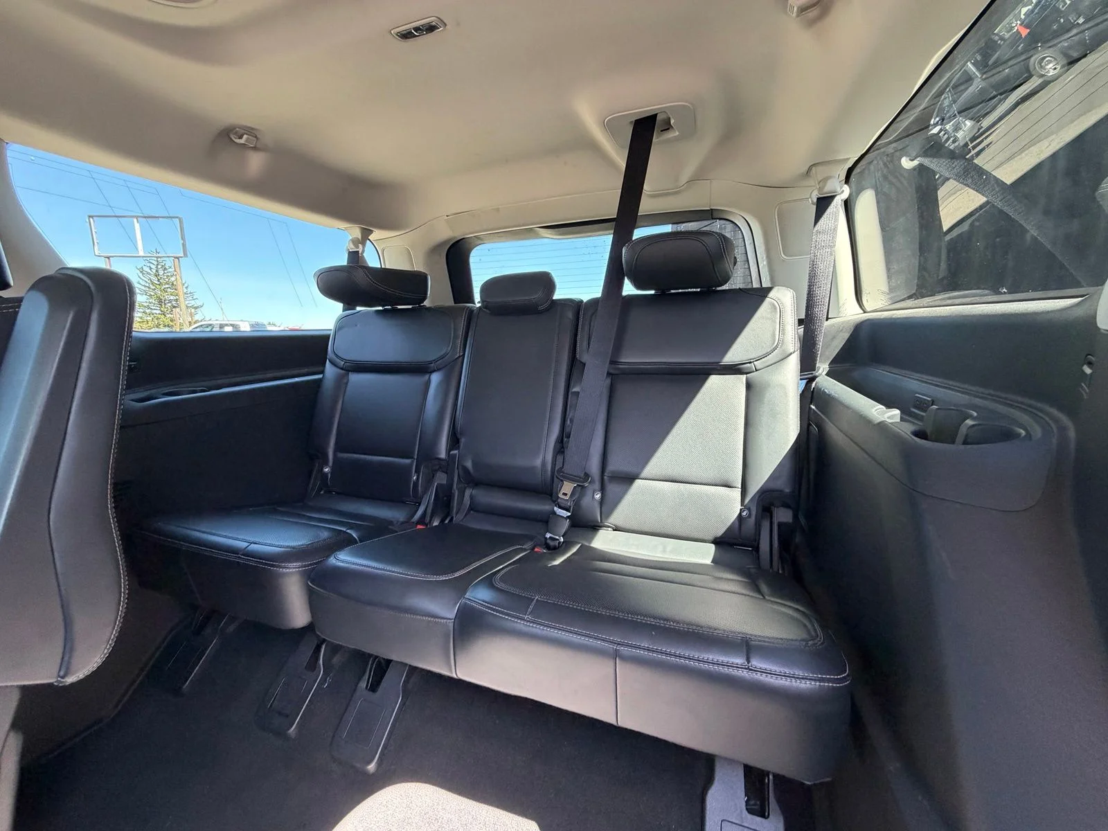 Used 2025 Black Ford Platinum image 11
