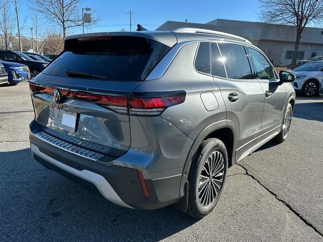 New 2026 Platinum Gray Metallic Volkswagen 2.0T S image 7