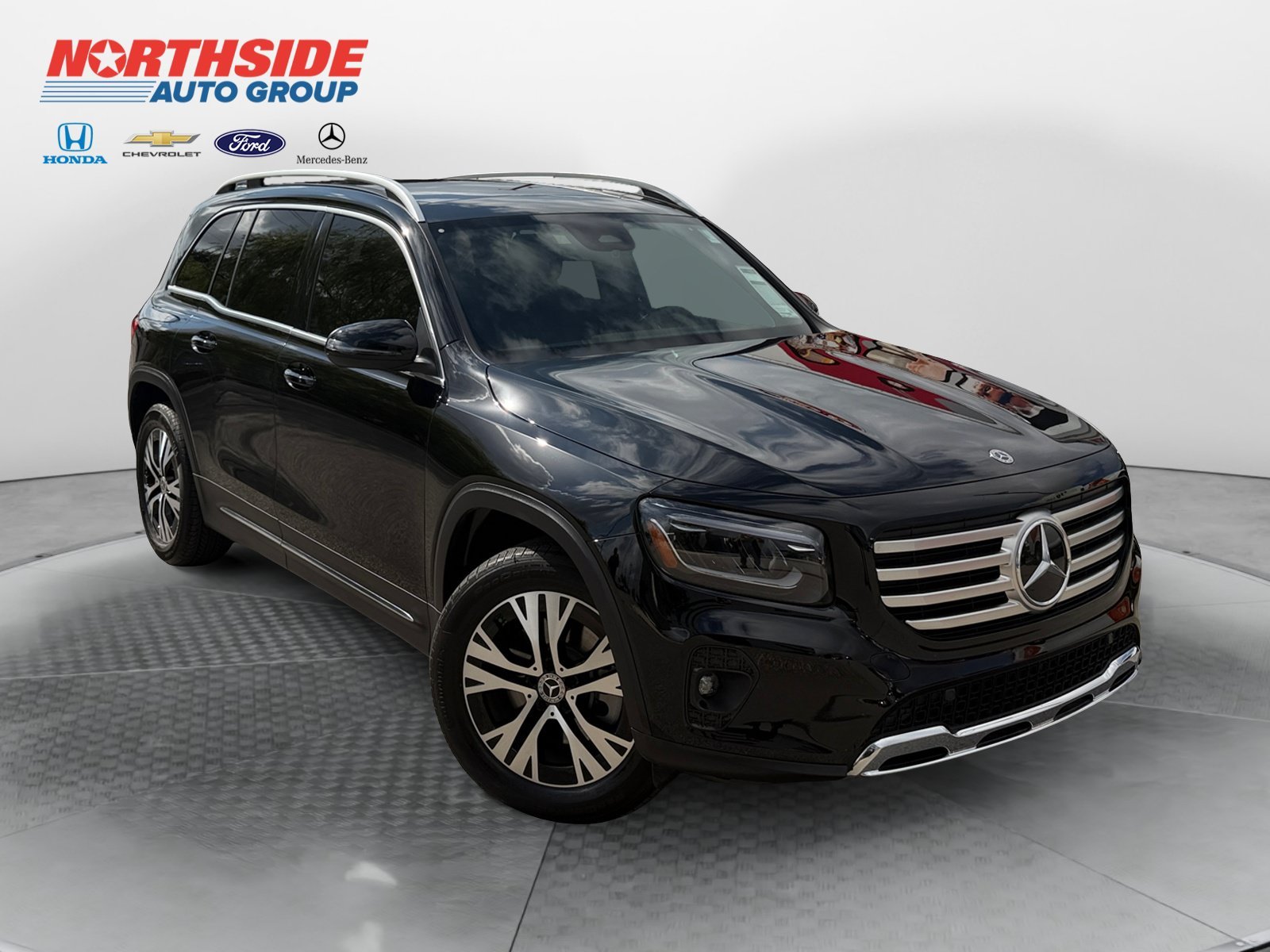 Used 2026 Black Mercedes-Benz GLB 250 image 1