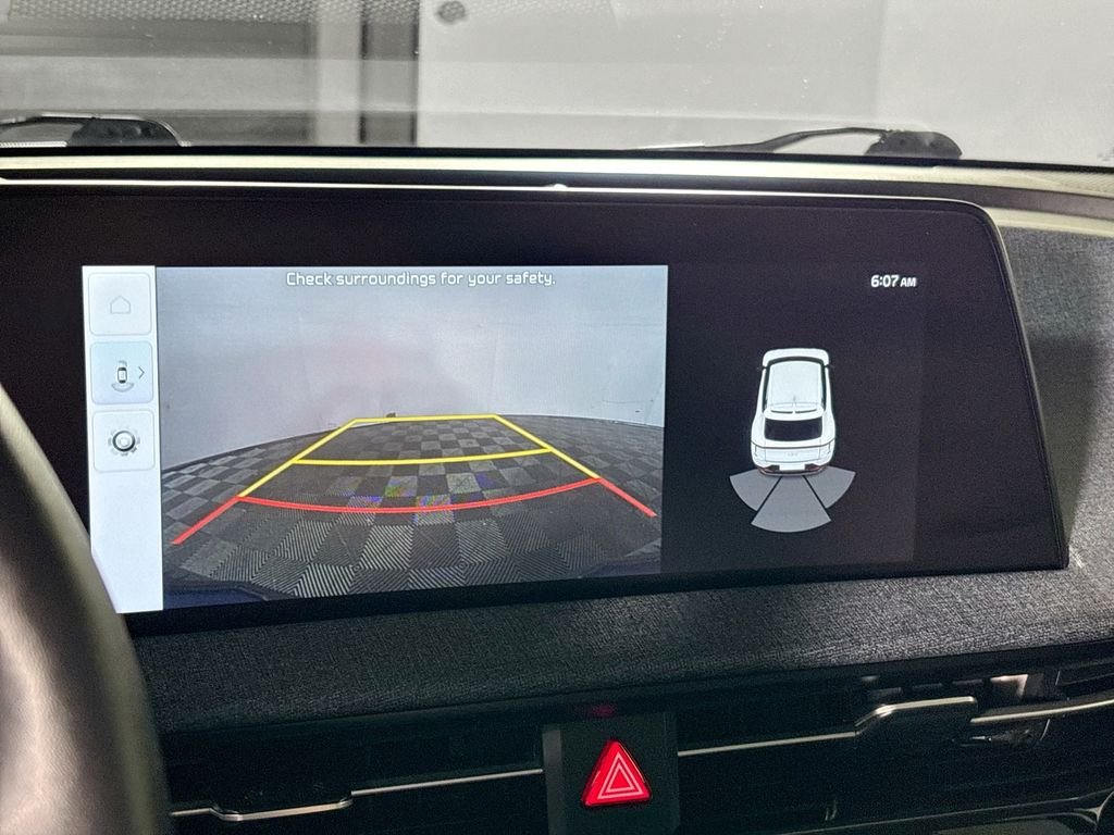 Used 2024 Blue Kia Light image 17