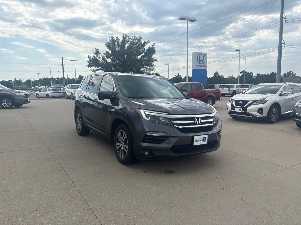 Used 2016 Gray Honda EX-L image 3
