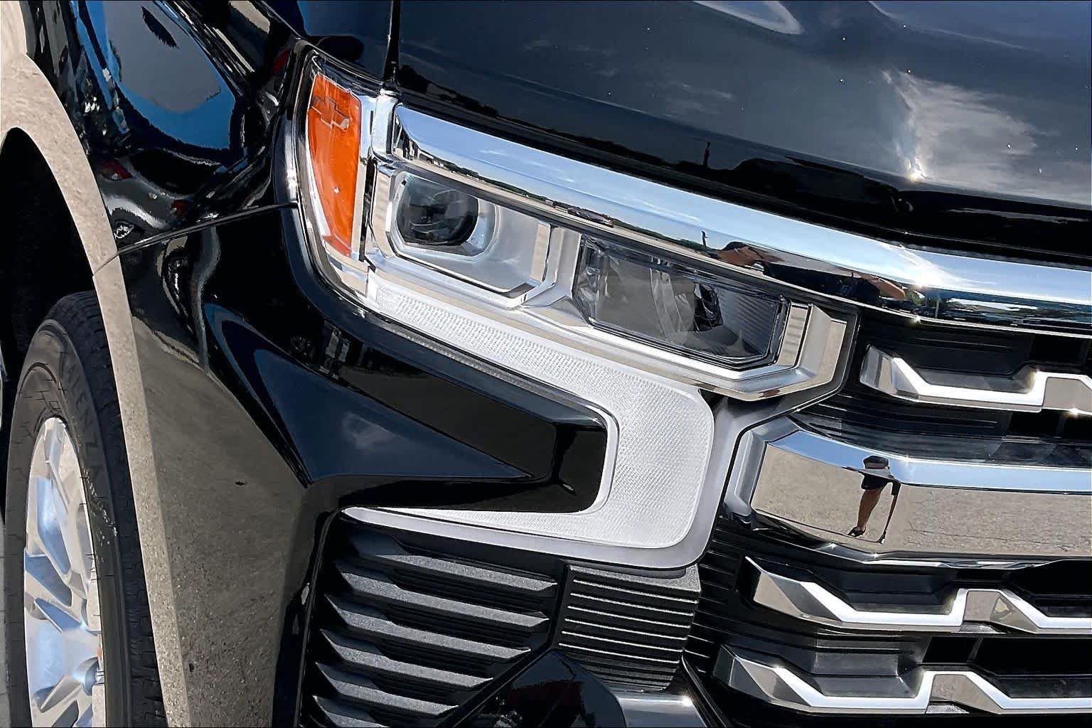 2026 Chevrolet Silverado 1500 LTZ - Photo 13