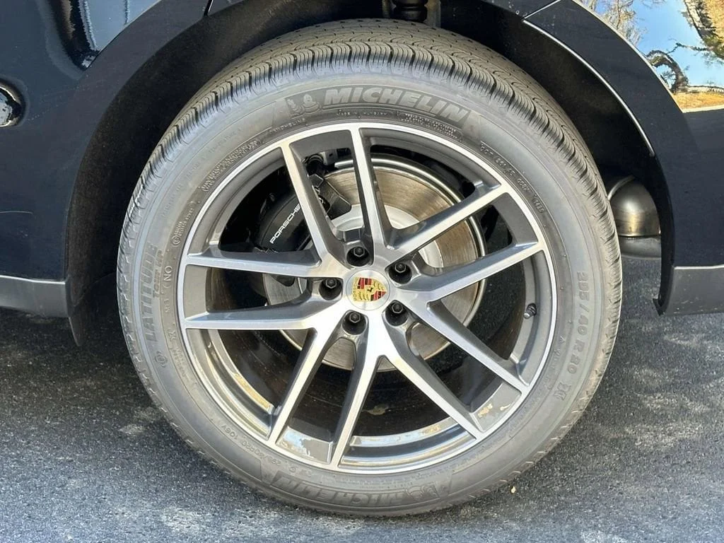2026 Porsche Macan - Photo 7