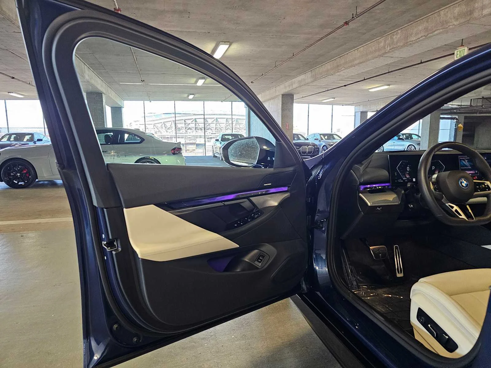 Certified Used 2026 Phytonic Blue Metallic BMW 550e xDrive image 3